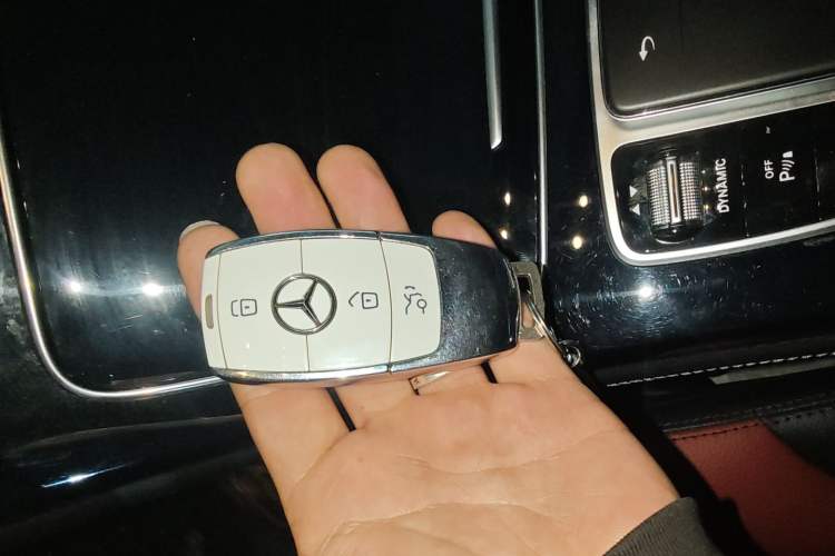 Used Mercedes-Benz GLC Coupe 2021 GLC 260 4MATIC Coupe SUV Vehicle Key