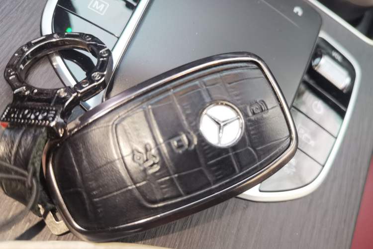 Used Mercedes-Benz GLC Coupe 2021 GLC 300 4MATIC Coupe SUV Vehicle Key