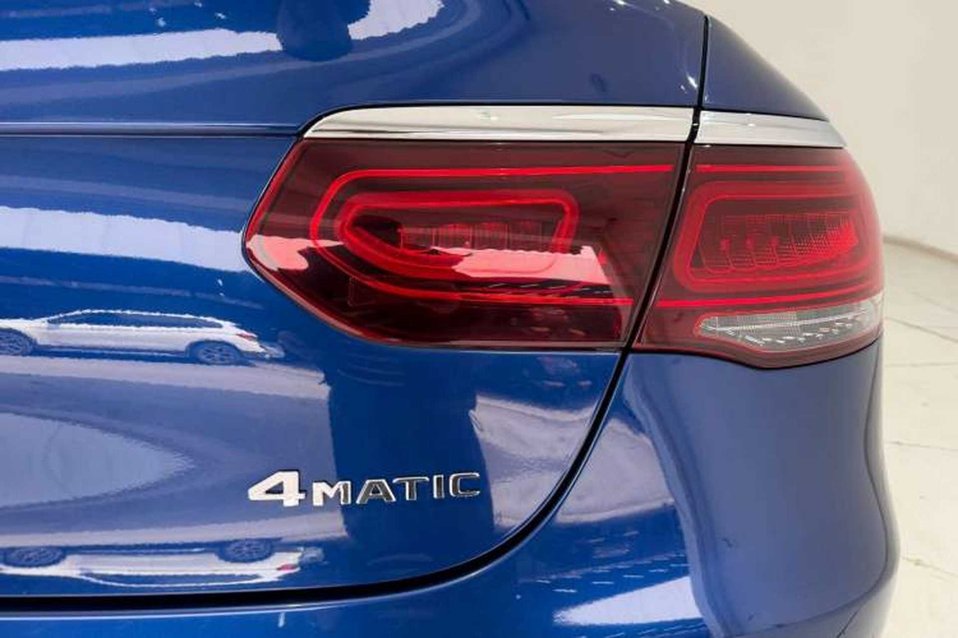 Used Mercedes-Benz GLC Coupe 2021 GLC 260 4MATIC Coupe SUV Exterior 8