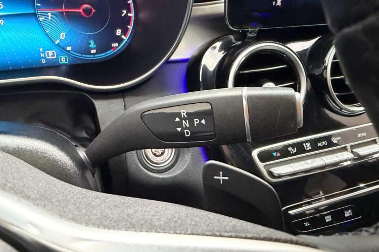 Used Mercedes-Benz GLC Coupe 2021 GLC 260 4MATIC Coupe SUV Gear Lever