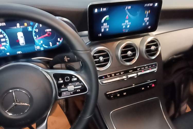 Used Mercedes-Benz GLC Coupe 2021 GLC 300 4MATIC Coupe SUV Gear Lever