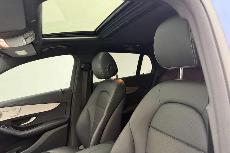 Used Mercedes-Benz GLC Coupe 2021 GLC 260 4MATIC Coupe SUV Headliner
