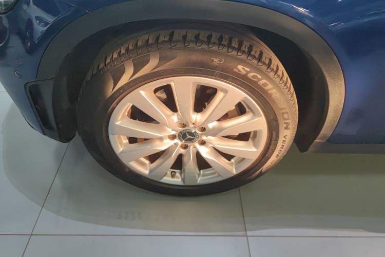 Used Mercedes-Benz GLC Coupe 2021 GLC 260 4MATIC Coupe SUV Left Front Wheel Hub