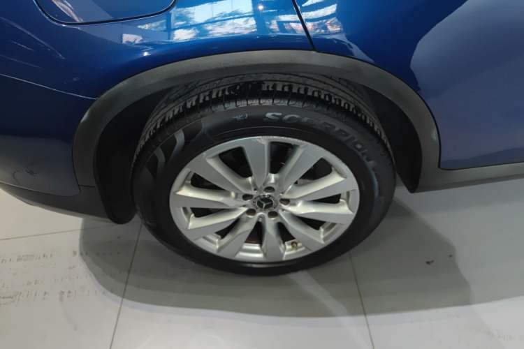 Used Mercedes-Benz GLC Coupe 2021 GLC 260 4MATIC Coupe SUV Right Rear Wheel Hub