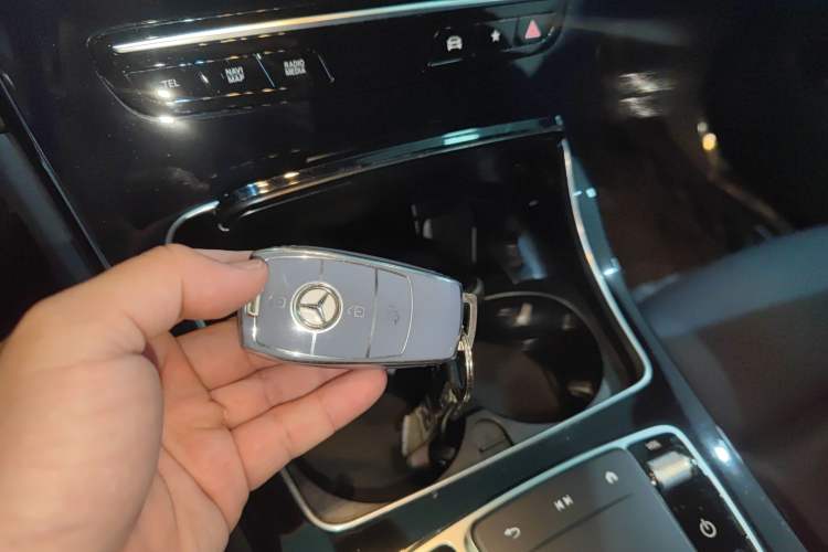 Used Mercedes-Benz GLC Coupe 2021 GLC 260 4MATIC Coupe SUV Vehicle Key