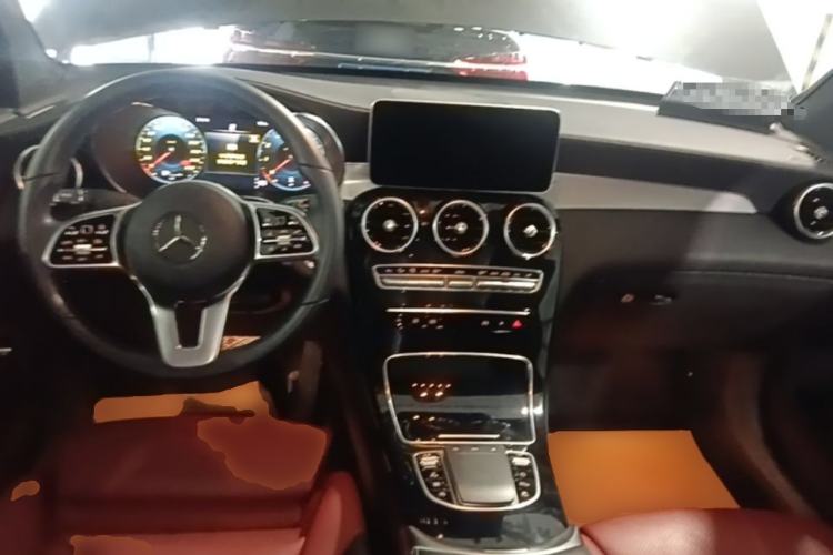Used Mercedes-Benz GLC Coupe 2021 GLC 260 4MATIC Coupe SUV Center Console