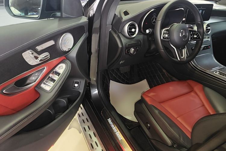 Used Mercedes-Benz GLC Coupe 2021 GLC 300 4MATIC Coupe SUV Driver Seat