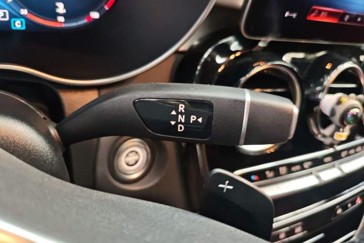 Used Mercedes-Benz GLC Coupe 2021 GLC 260 4MATIC Coupe SUV Gear Lever