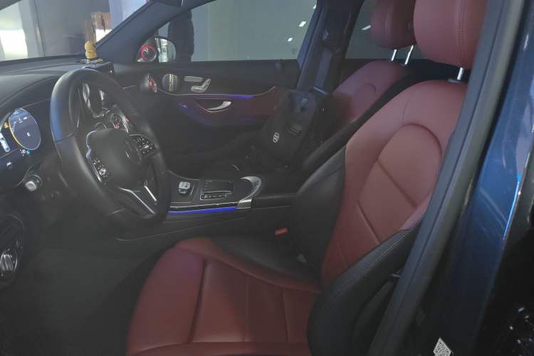 Used Mercedes-Benz GLC Coupe 2021 GLC 300 4MATIC Coupe SUV Left Front Seat
