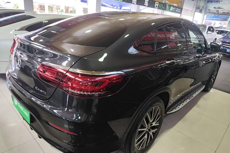 Used Mercedes-Benz GLC Coupe 2021 GLC 300 4MATIC Coupe SUV Rear Right 45 Deg