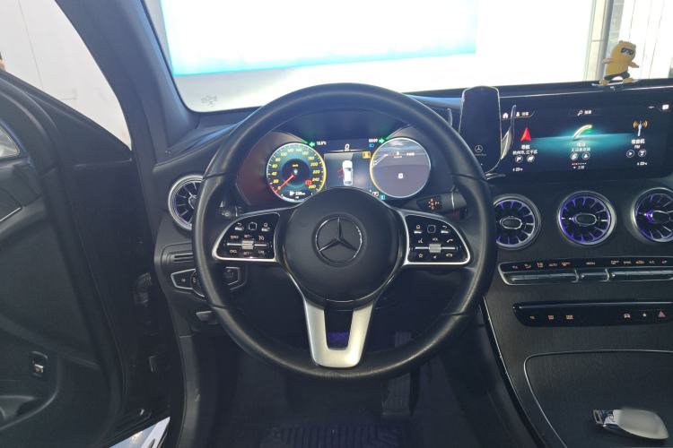 Used Mercedes-Benz GLC Coupe 2021 GLC 300 4MATIC Coupe SUV Steering Wheel