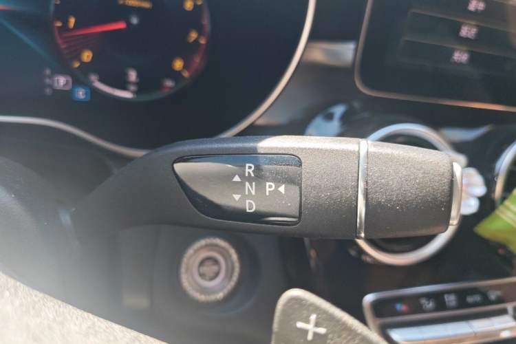 Used Mercedes-Benz GLC Coupe 2021 GLC 260 4MATIC Coupe SUV Gear Lever