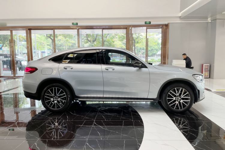 Used Mercedes-Benz GLC Coupe 2021 GLC 300 4MATIC Coupe SUV Exterior 5