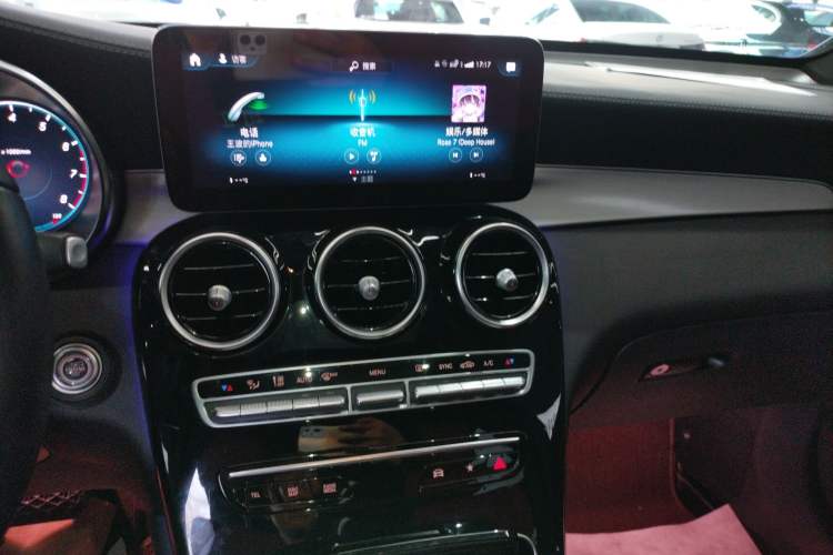 Used Mercedes-Benz GLC Coupe 2021 GLC 260 4MATIC Coupe SUV Audio And AC Panel
