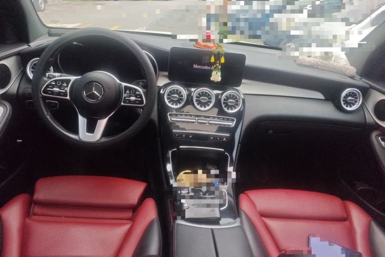 Used Mercedes-Benz GLC Coupe 2021 GLC 260 4MATIC Coupe SUV Center Console