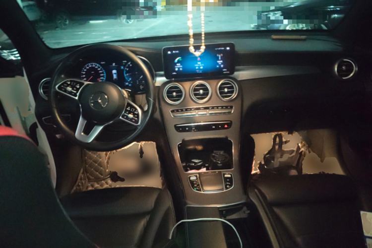 Used Mercedes-Benz GLC Coupe 2021 GLC 300 4MATIC Coupe SUV Center Console
