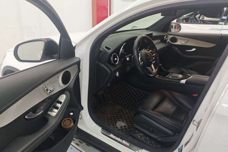 Used Mercedes-Benz GLC Coupe 2021 GLC 260 4MATIC Coupe SUV Driver Seat