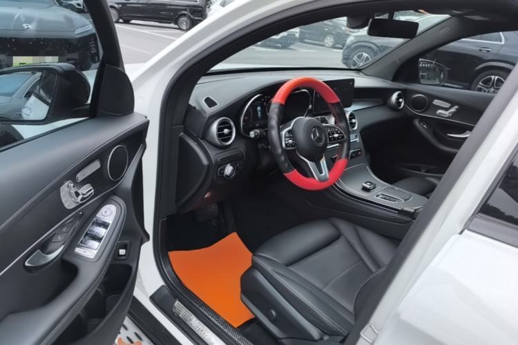 Used Mercedes-Benz GLC Coupe 2021 GLC 300 4MATIC Coupe SUV Driver Seat