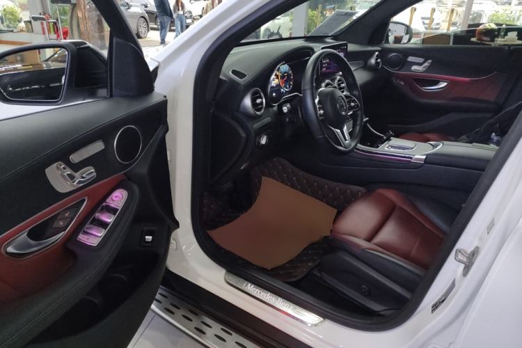 Used Mercedes-Benz GLC Coupe 2021 GLC 300 4MATIC Coupe SUV Driver Seat