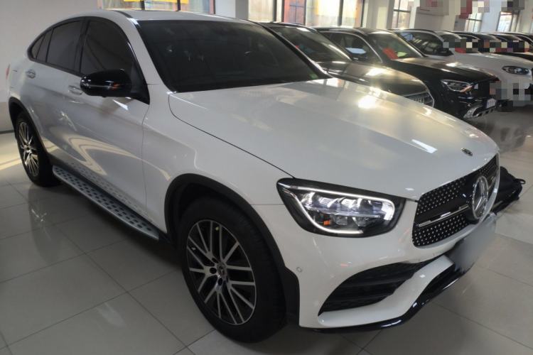 Used Mercedes-Benz GLC Coupe 2021 GLC 300 4MATIC Coupe SUV Front Right 45 Deg
