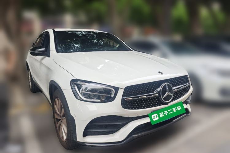 Used Mercedes-Benz GLC Coupe 2021 GLC 260 4MATIC Coupe SUV Front Right 45 Deg