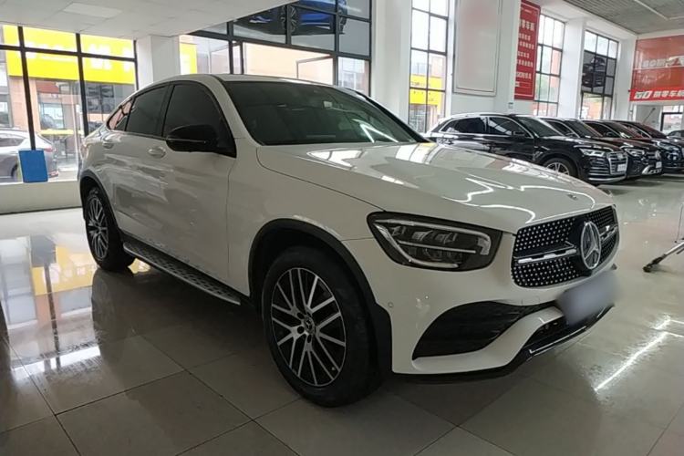Used Mercedes-Benz GLC Coupe 2021 GLC 300 4MATIC Coupe SUV Front Right 45 Deg