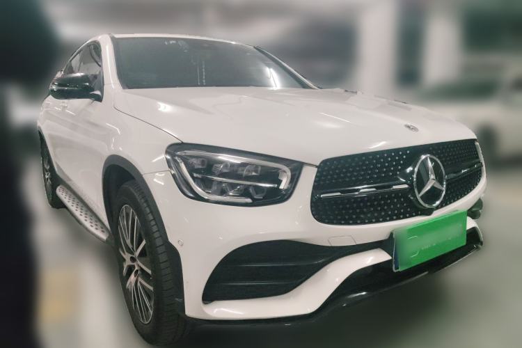 Used Mercedes-Benz GLC Coupe 2021 GLC 300 4MATIC Coupe SUV Front Right 45 Deg