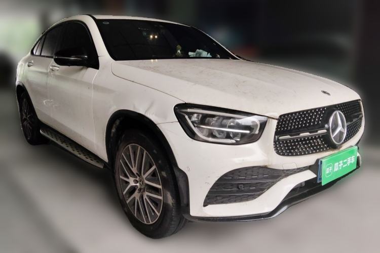 Used Mercedes-Benz GLC Coupe 2021 GLC 300 4MATIC Coupe SUV Front Right 45 Deg