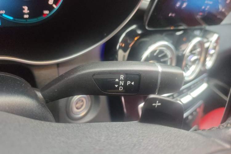 Used Mercedes-Benz GLC Coupe 2021 GLC 260 4MATIC Coupe SUV Gear Lever