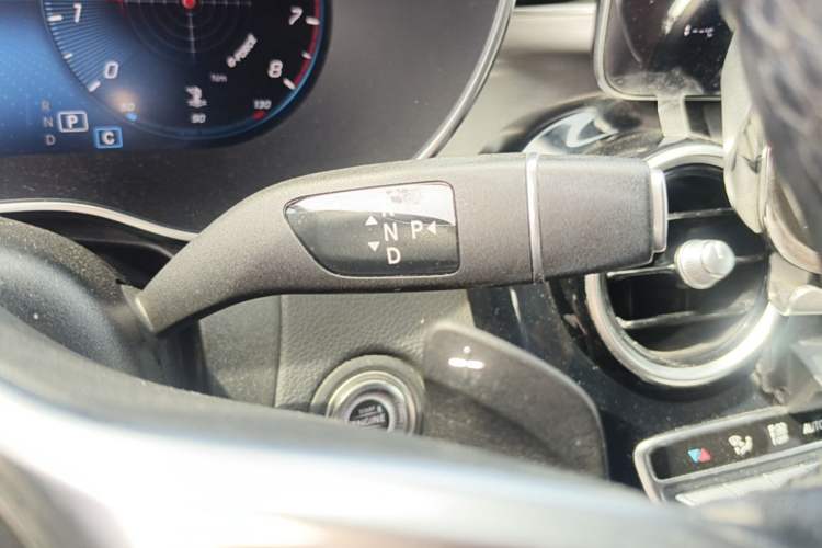 Used Mercedes-Benz GLC Coupe 2021 GLC 260 4MATIC Coupe SUV Gear Lever