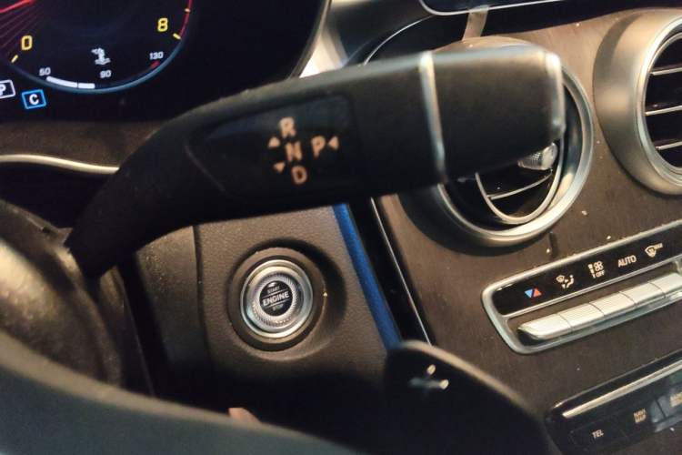 Used Mercedes-Benz GLC Coupe 2021 GLC 300 4MATIC Coupe SUV Gear Lever