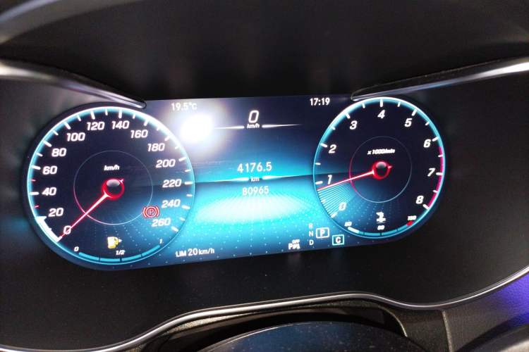 Used Mercedes-Benz GLC Coupe 2021 GLC 260 4MATIC Coupe SUV Instrument Cluster