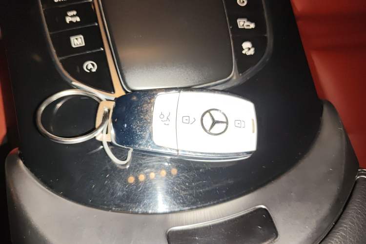 Used Mercedes-Benz GLC Coupe 2021 GLC 260 4MATIC Coupe SUV Interior 1
