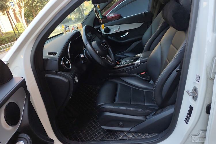 Used Mercedes-Benz GLC Coupe 2021 GLC 260 4MATIC Coupe SUV Left Front Seat