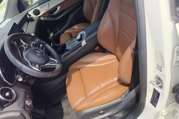 Used Mercedes-Benz GLC Coupe 2021 GLC 260 4MATIC Coupe SUV Left Front Seat