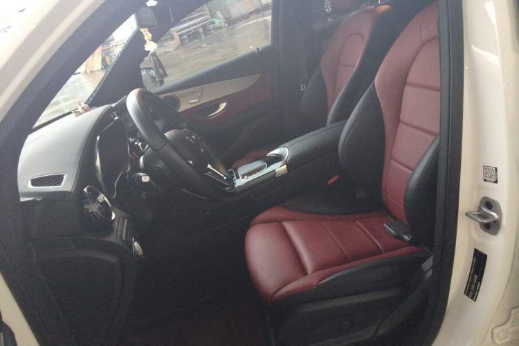 Used Mercedes-Benz GLC Coupe 2021 GLC 260 4MATIC Coupe SUV Left Front Seat