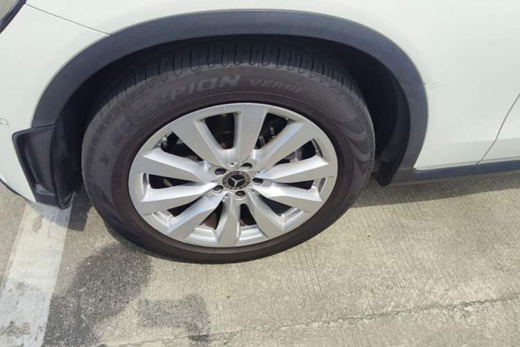 Used Mercedes-Benz GLC Coupe 2021 GLC 260 4MATIC Coupe SUV Left Front Wheel Hub