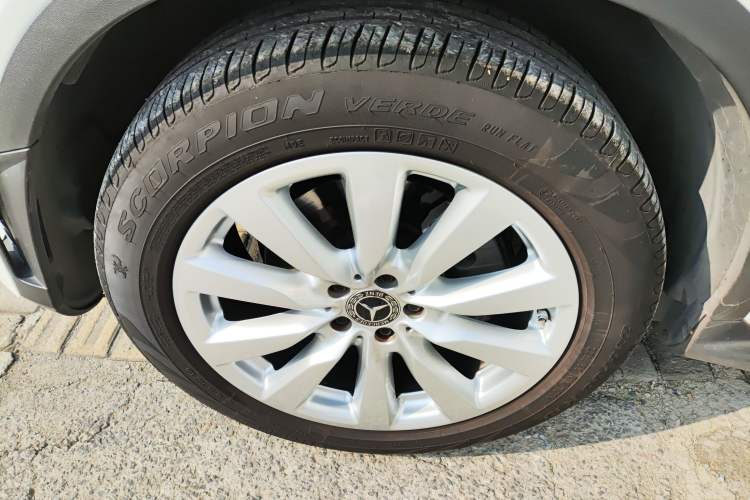 Used Mercedes-Benz GLC Coupe 2021 GLC 260 4MATIC Coupe SUV Left Front Wheel Hub