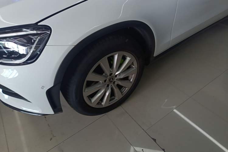 Used Mercedes-Benz GLC Coupe 2021 GLC 260 4MATIC Coupe SUV Left Front Wheel Hub