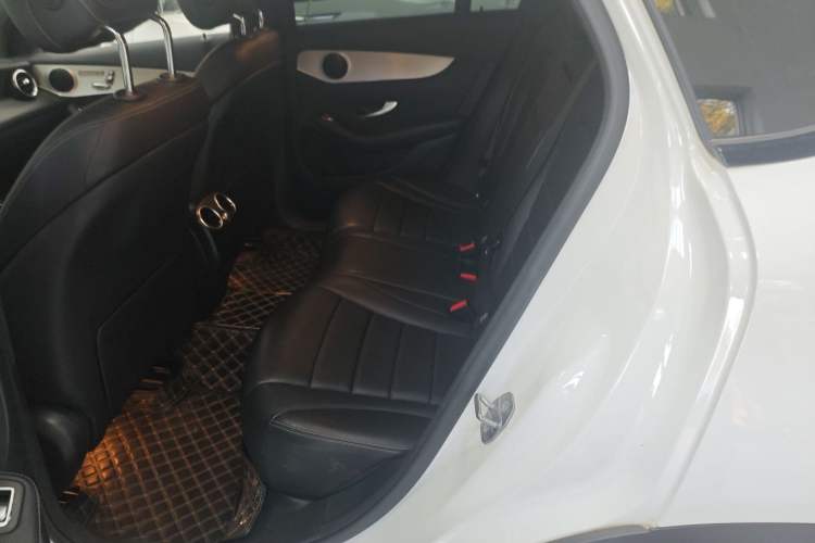 Used Mercedes-Benz GLC Coupe 2021 GLC 260 4MATIC Coupe SUV Left Rear Seat