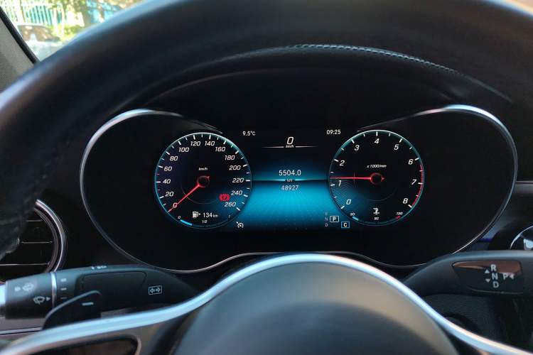 Used Mercedes-Benz GLC Coupe 2021 GLC 260 4MATIC Coupe SUV Odometer Close Up