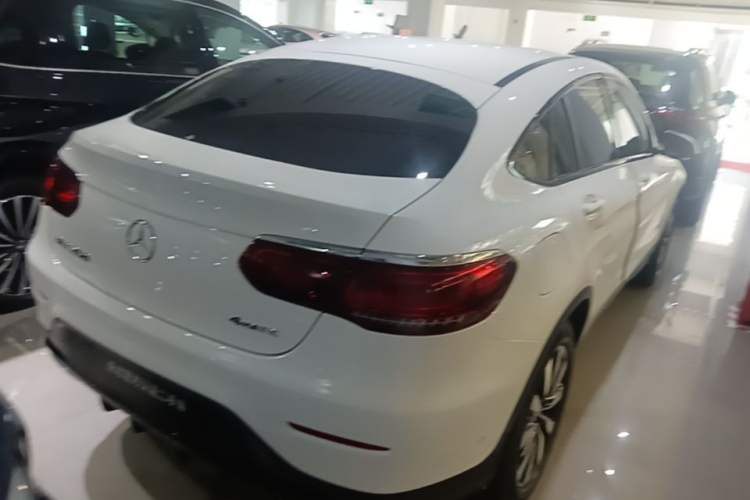 Used Mercedes-Benz GLC Coupe 2021 GLC 260 4MATIC Coupe SUV Rear Right 45 Deg
