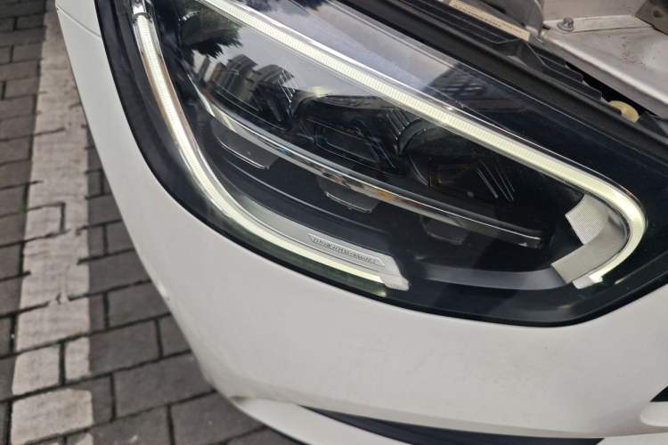 Used Mercedes-Benz GLC Coupe 2021 GLC 260 4MATIC Coupe SUV Right Front Headlight