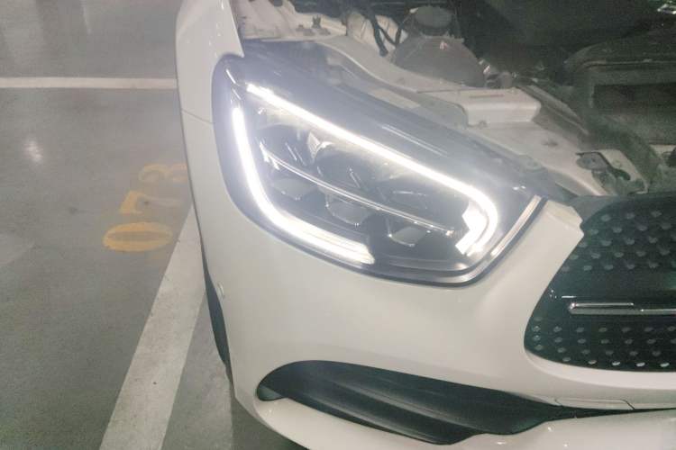 Used Mercedes-Benz GLC Coupe 2021 GLC 300 4MATIC Coupe SUV Right Front Headlight