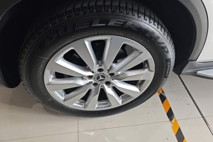 Used Mercedes-Benz GLC Coupe 2021 GLC 260 4MATIC Coupe SUV Right Rear Wheel Hub