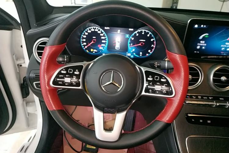 Used Mercedes-Benz GLC Coupe 2021 GLC 300 4MATIC Coupe SUV Steering Wheel