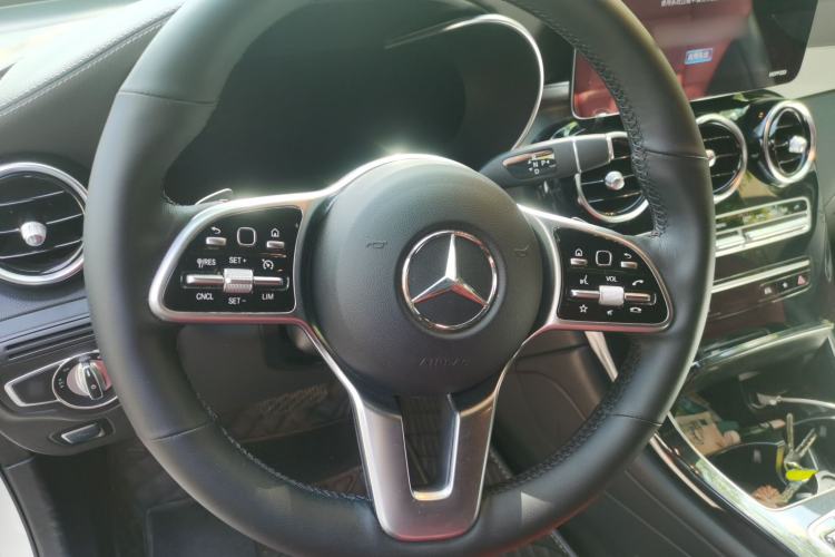 Used Mercedes-Benz GLC Coupe 2021 GLC 260 4MATIC Coupe SUV Steering Wheel