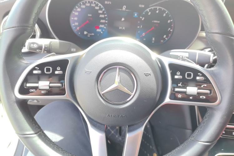 Used Mercedes-Benz GLC Coupe 2021 GLC 260 4MATIC Coupe SUV Steering Wheel