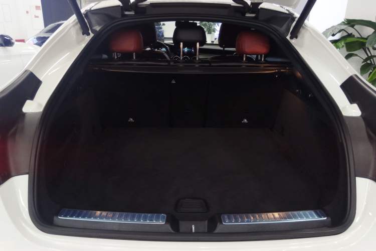 Used Mercedes-Benz GLC Coupe 2021 GLC 260 4MATIC Coupe SUV Trunk