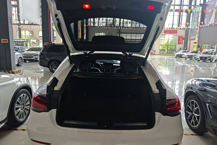 Used Mercedes-Benz GLC Coupe 2021 GLC 260 4MATIC Coupe SUV Trunk